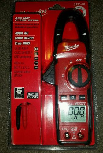 clamp meter 400 milwaukee 2235