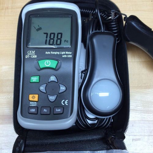 CEM DT-1309 Professional Digital Light Meter