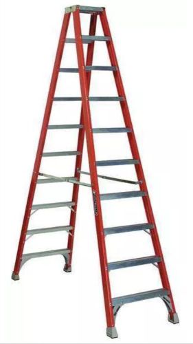 Louisville fm1510 dbl sided stepladder, fg, 10&#039; for sale