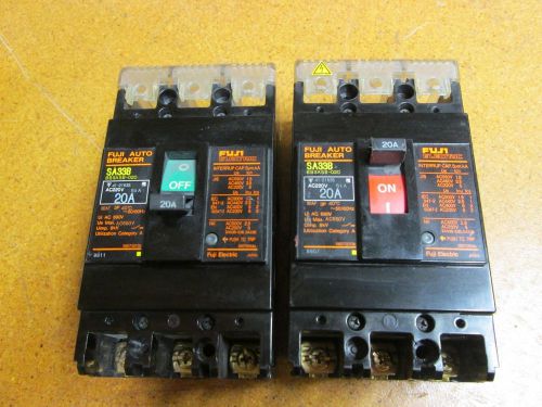 Fuji Electric SA33B BB3ASB-020 Auto Breaker 20A AC220V 3P 50/60Hz (Lot of 2)