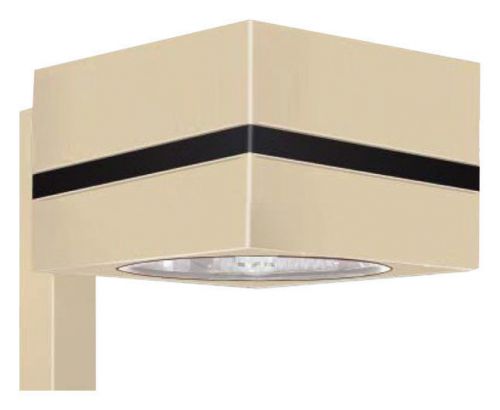 Deco Lighting 1000W High Performance Post Mount Light in Bronze