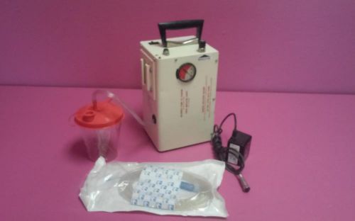 S-SCORT 4 SSCOR 4500 Aspirator Vacuum Suction Pump Portable AC/DC