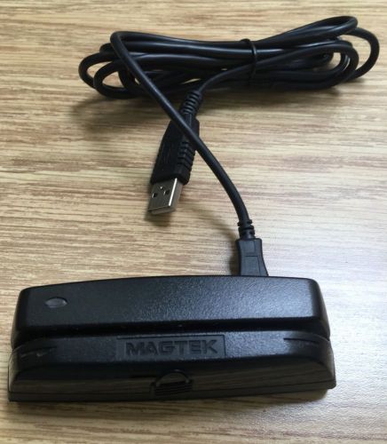 MagTek Magnetic Stripe 21073062 USB Credit Card Reader &amp; USB Cable