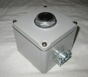 New Allen Bradley 800T-A Series T Push Button in New Breter Enclosure Box