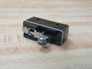 Micro Switch BZ-2RW8225551-A2 Honeywell Switch W/Roller Lever