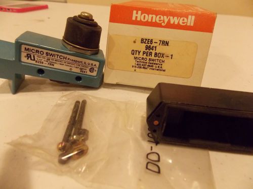 NEW HONEYWELL MICRO SWITCH BASE BZE6-7RN NIB