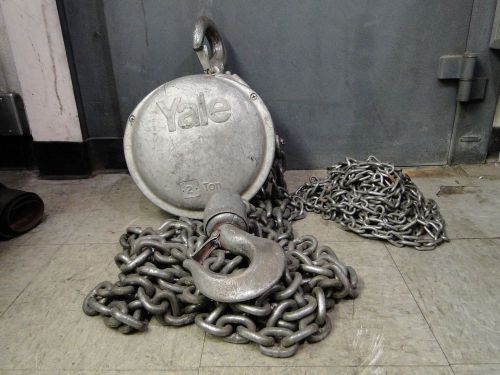 Yale 2 ton load king manual lift chain hoist block 24ft for rigging will ship for sale