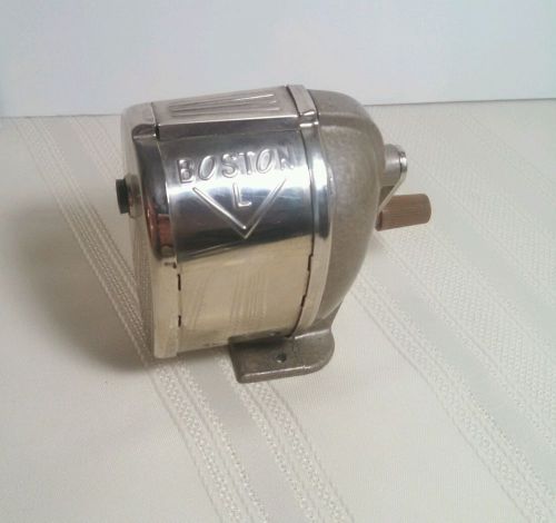 Vintage 1960&#039;s Desk Top Pencil Sharpener Boston L, EUC