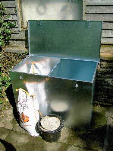 2 Compartment Galvanised Animal Feed Bin Food Storage 600L Horse, Sheep etc - G