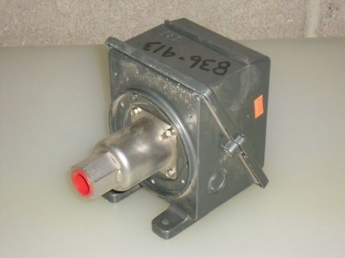 UNITED ELECTRIC J400-S156B PRESSURE SWITCH *NEW*