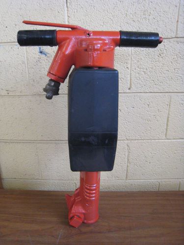 Chicago pneumatic 1-1/8&#034; shank 70lb jack hammer concrete breaker free shipping for sale