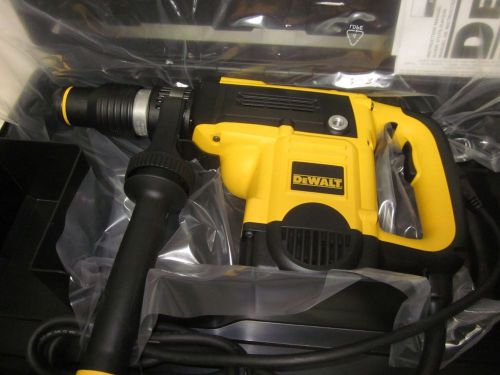 Used dewalt rotary hammer drill w/case d25501k concrete construction carpentry for sale