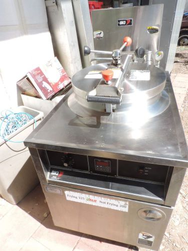 DEEP FRYER ELECTRIC  (CHICKEN FRYER)