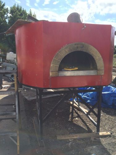 Forno Bravo Wood-fired Pizza Oven Model 140 Modena2G Series