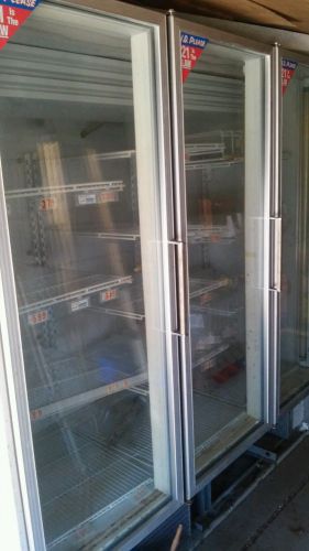 3 door commercial display cooler