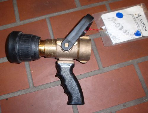 Akron Fire Fighting Nozzle 1.5&#034; Brass Nozzle w/ Pistol Grip Brand New shipboard