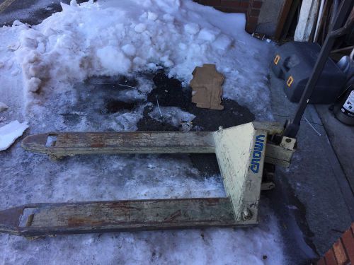 Crown Pallet Jack 4500 lb Capacity