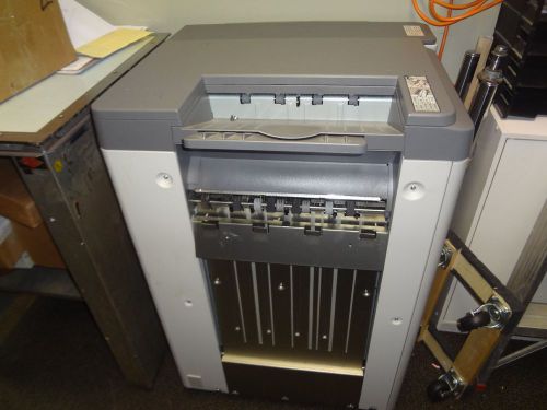 OCE im7520 Copier - Z-fold, staple, booklet maker