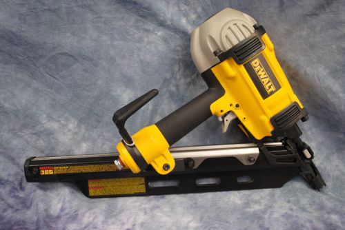 Dewalt D51825 Clipped Head Framing Nailer