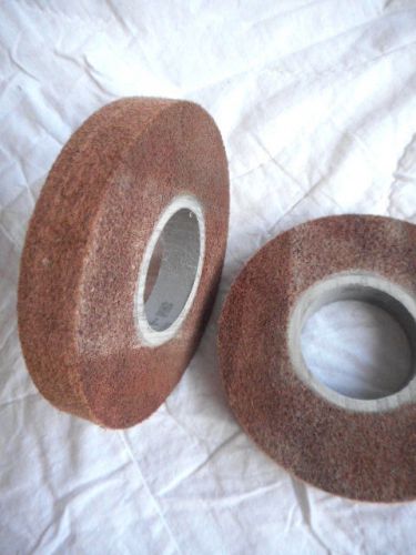 (2) 4 13/16&#034; X 1 1/2&#034;  2&#034; Arbor 3M INDUST grit ? Polishing WHEEL rpm unsure