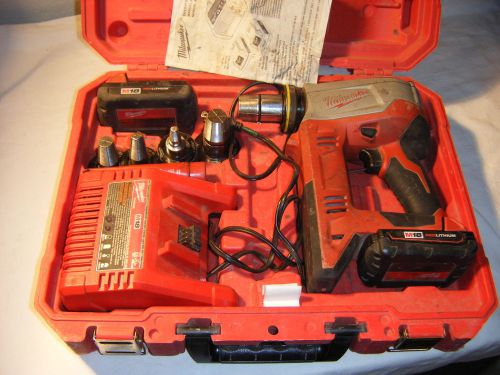 Milwaukee 2632-20 M18 18V Cordless Lithium-Ion ProPEX Expansion Tool Kit