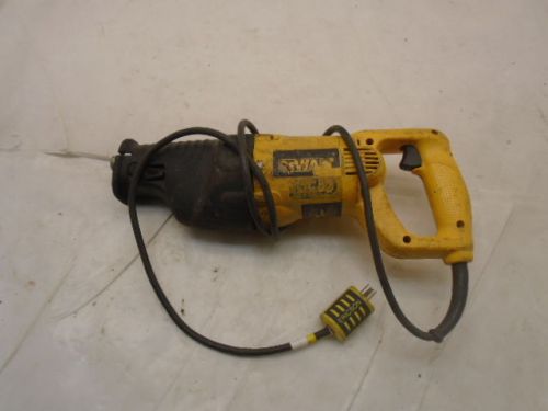 DEWALT RECIPROCATING SAW 1/8&#034; STROKE USED