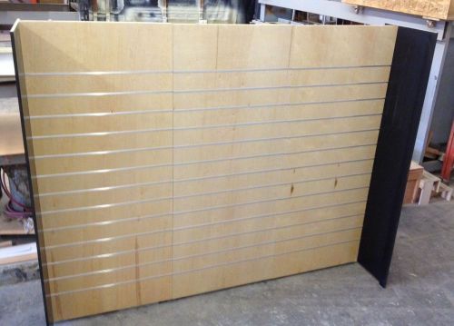 Lightweight Slatwall Panel Display - 10x10 Natural Maple Finish