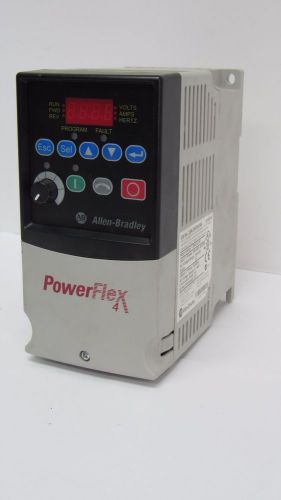 ALLEN-BRADLEY POWERFLEX4 22A-D4P0N104 SER.A  3PH 1.5KW/2.0HP 5.7A AC DRIVE