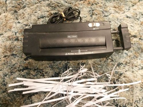 Trash Can Adjustable Paper Shredder 6 Sheet Capacity 1/4&#034; Strips