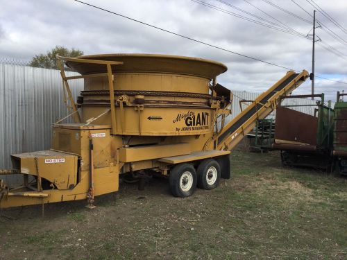 HAY or TREE MULCH TUB GRINDER and FREIGHTLINER SEMI TRUCK / TRACTOR  EXTRA NICE!