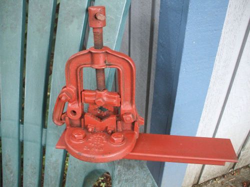 Vintage American Scale No. 12  Pipe Vise