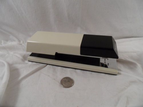 PLUS CORP. Plus 80 Stapler Beige and Black Standard Stapler * Made In Japan