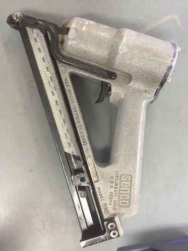 SENCO PNEUMATIC NAILER MODEL SNI  Metal Body USA For Parts- Not Working