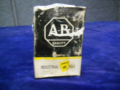 Allen Bradley 802T-AMP Ser. H Oiltight Plug-In Maintained Limit Switch