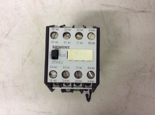 Siemens 3TH4262-0B 24 VDC Relay 6 NO 2 NC Contacts 3TH4262 3TH42620B