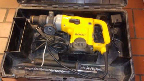 FREE SHIP!  DEWALT Demolition D25600K ROTARY HAMMER DRILL 1 3/4 &#034;