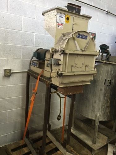 JACOBSON MODEL 120-D VERTICAL MILL