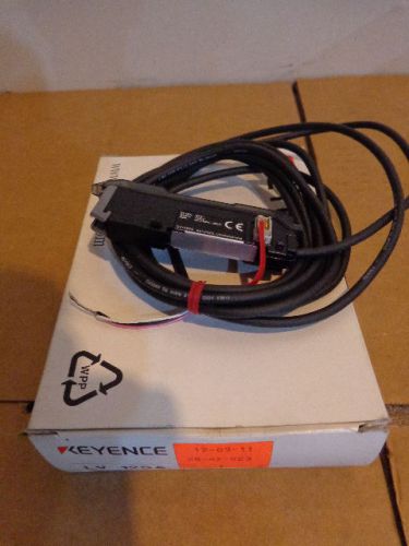 Keyence LV-12SA Digital Laser Sensor