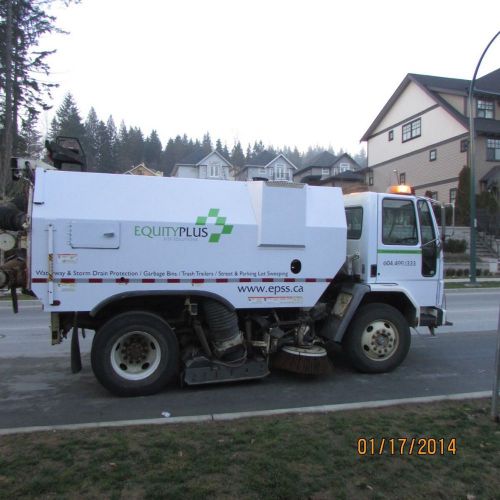 1993  Elgin Crosswind on Ford Diesel Chassis street sweeper