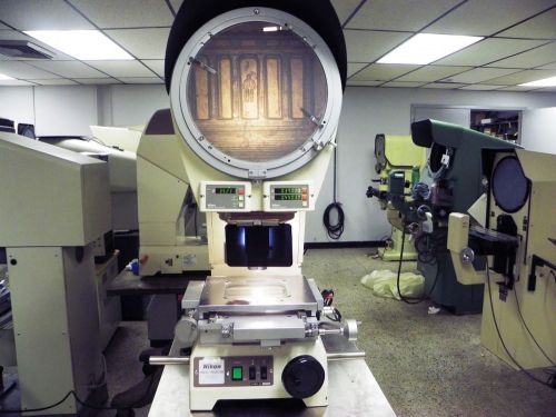 12&#034; NIKON V12BDC Bench Top Vertical Optical Comparator / Profile Projector