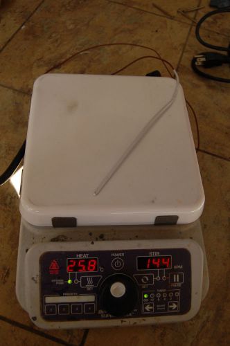 Thermolyne Super Nuova  stirrer hotplate stirring hot plate heating digital porc