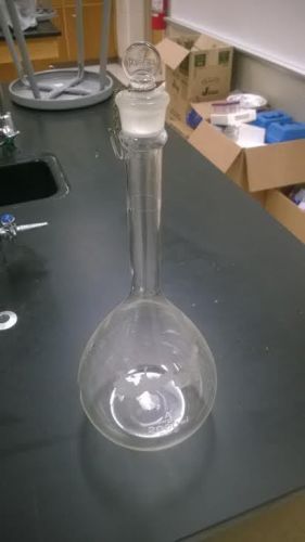 Pyrex 2000 mL Volumetric Flask 9198 Glass Stopper