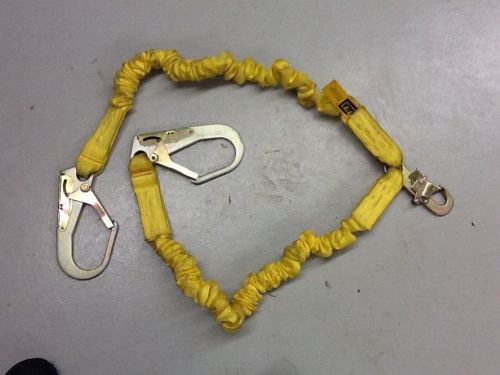 Lanyard Twin Leg Shockware SALA 1224412