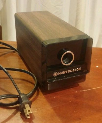 Vintage Hunt Boston Wood Grain Electric Pencil Sharpener Model 17 Work Perfectly