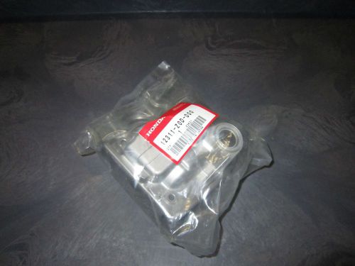 Honda eu2000i head cover oem genuine part fits eu2000i inverter generator for sale