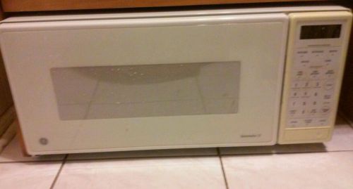 GE Spacemaker II Microwave Oven