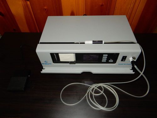 medtronic Pneumatonometer in mint condition