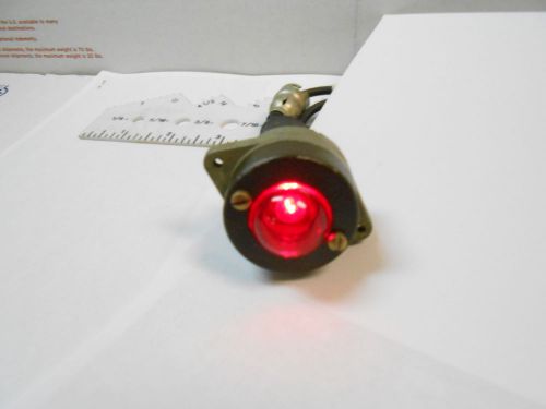 7723773 RED LIGHT LENTH 3.50/DIAMETER 1.50  BULB 313 NEW OLD STOCK