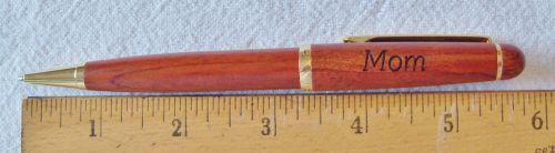 PERSONALIZED &#034;MOM&#034; LASER ENGRAVED ALASKA &amp; EAGLE ROSEWOOD CLIP BALLPOINT PEN