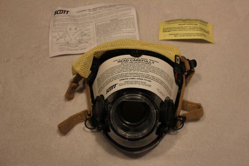 NEW Scott SCBA Mask AV-2000 Comfort Seal Large PN: 804191-08, 200163-08 w/box